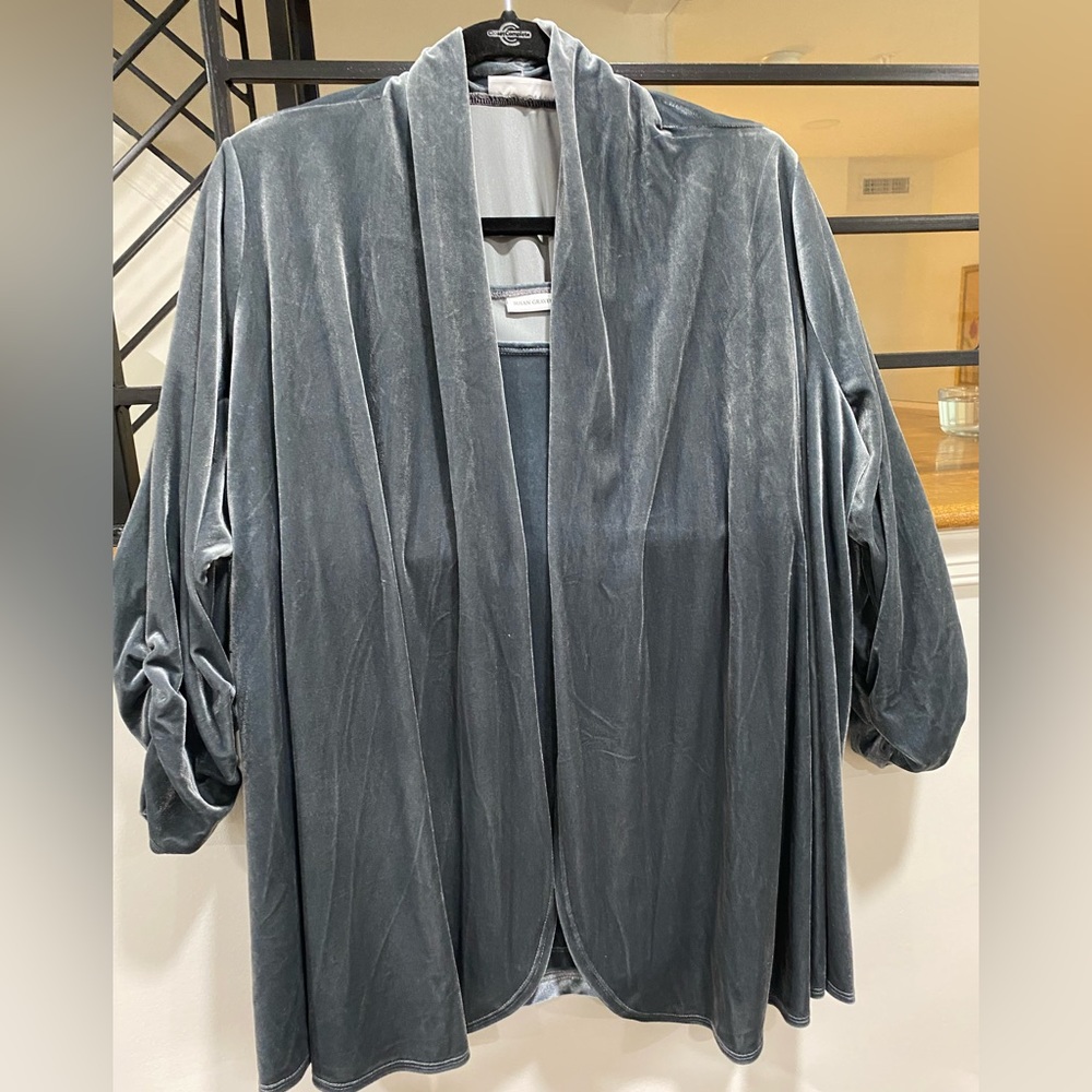 Susan Graver Set. NWOT